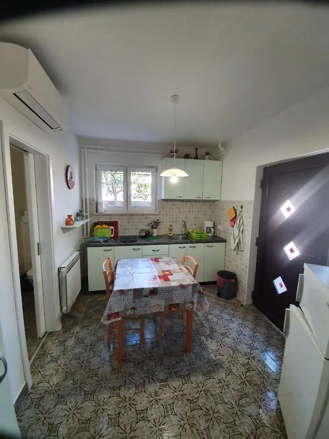 Appartamento Roza Cres