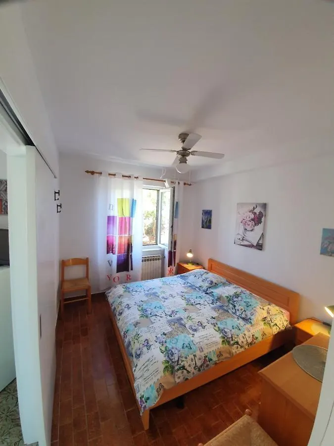 Appartamento Roza Cres Croazia