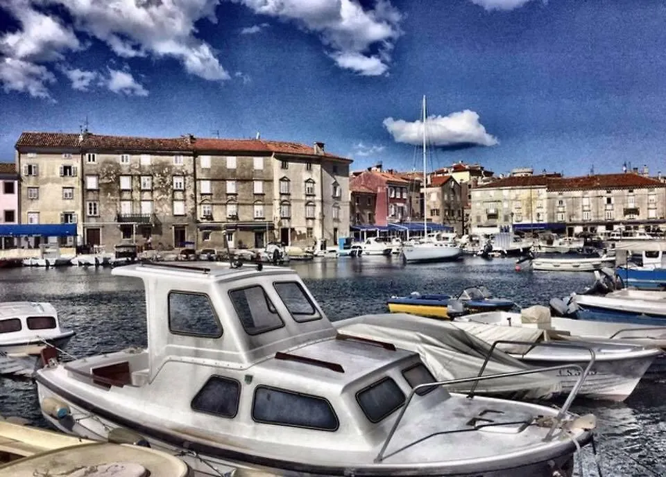 Appartamento Roza Cres